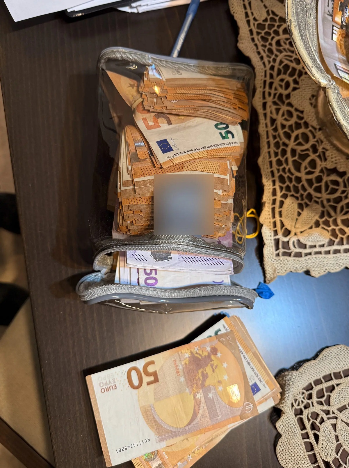 Συνελήφθη γνωστός επιχειρηματίας για υπόθεση οικονομικής απάτης – Θύμα και πρώην παίκτης ριάλιτι – Λεία πάνω από 1 εκατ. ευρώ