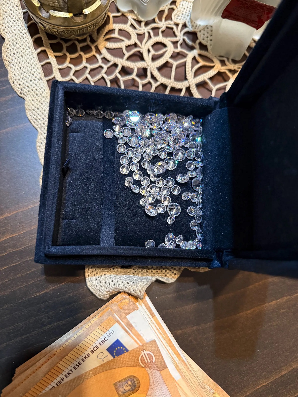 Συνελήφθη γνωστός επιχειρηματίας για υπόθεση οικονομικής απάτης – Θύμα και πρώην παίκτης ριάλιτι – Λεία πάνω από 1 εκατ. ευρώ