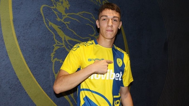 Ο Παναθηναϊκός προσφέρει 1 εκατ. ευρώ για τον Σωτήρη Κοντούρη του Παναιτωλικού