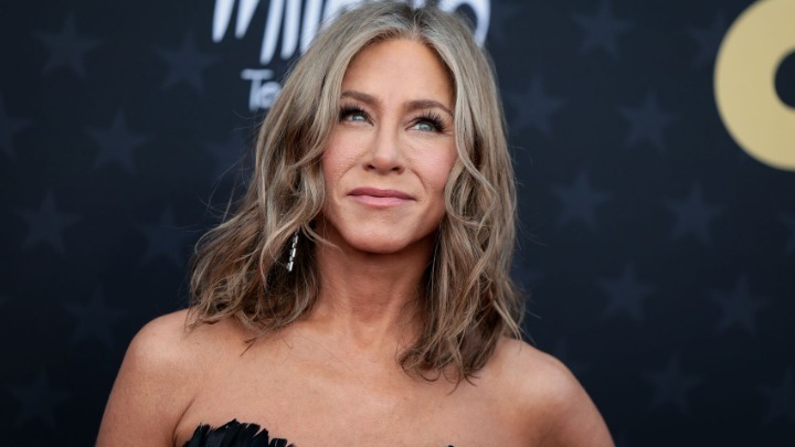 Τζένιφερ Άνιστον