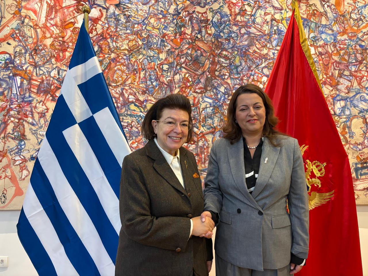 Λίνα Μενδώνη