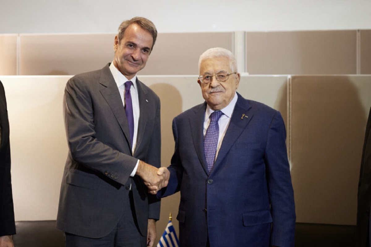 Μητσοτάκης: Συναντήθηκε με τον Μαχμούντ Αμπάς – Σταθερή η ελληνική θέση για πολιτική λύση στο Παλαιστινιακό