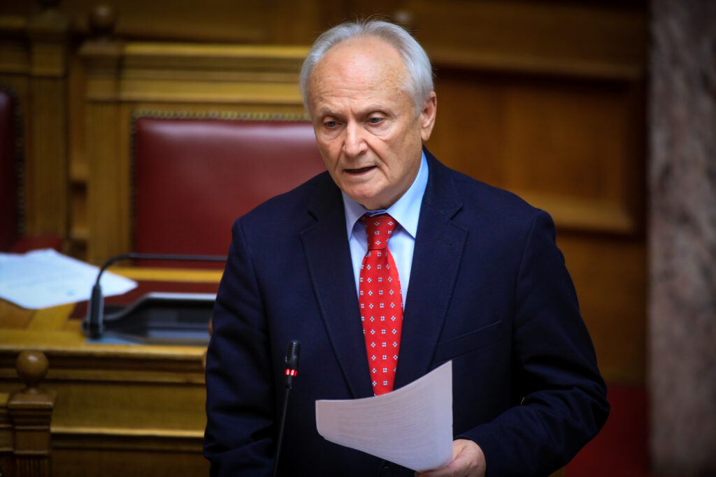 Γιάννης Ανδριανός