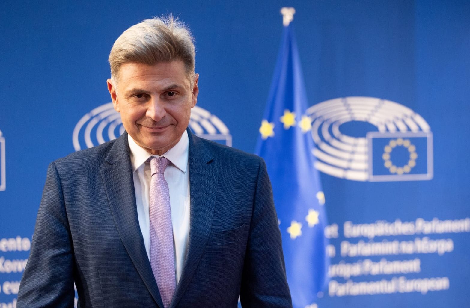 Νικόλας Φαραντούρης