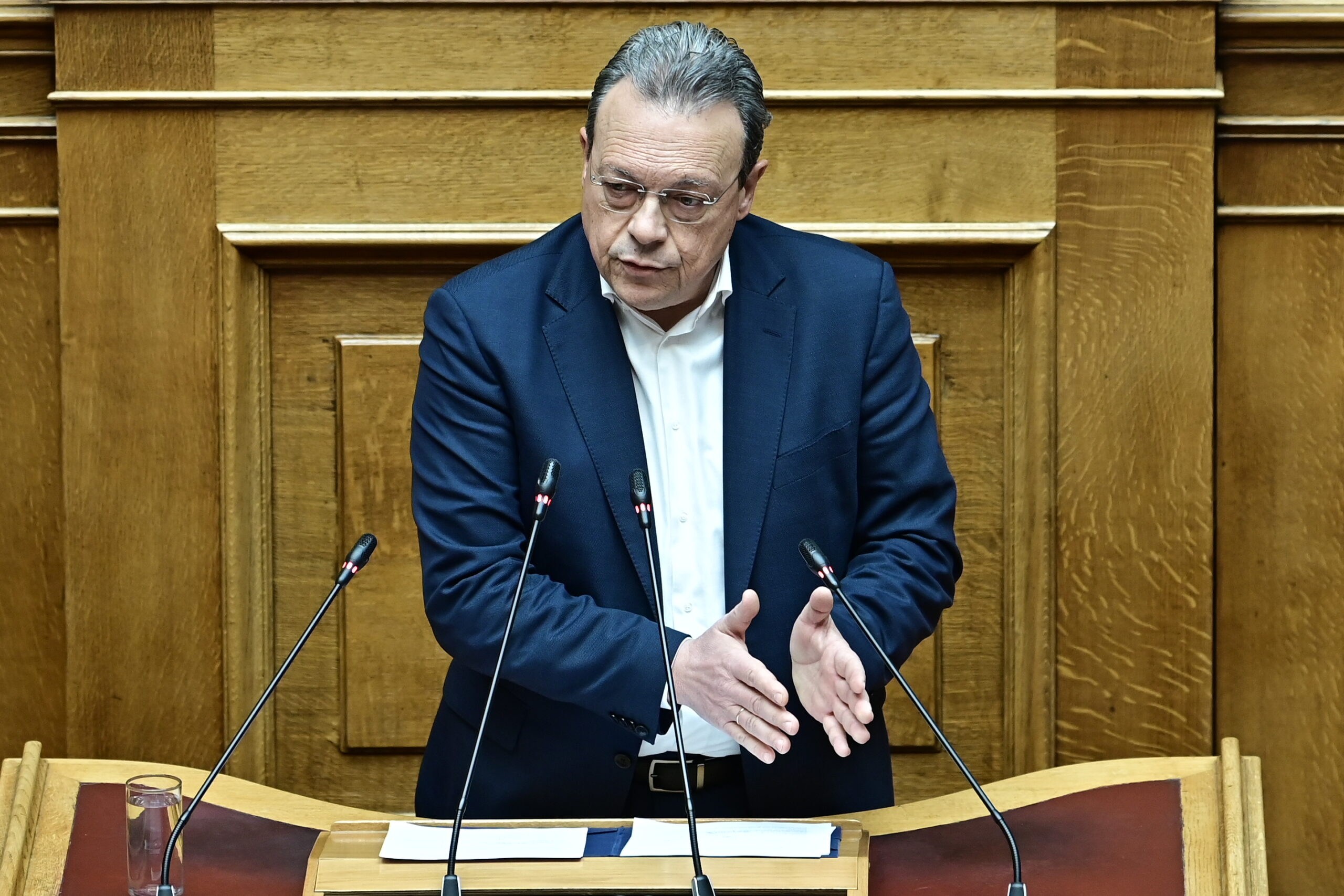 Επετειακή Αναφορά στη μνήμη των θυμάτων του δυστυχήματος των Τεμπών και τήρηση ενός λεπτού σιγής στην Ολομέλεια της Βουλής, Παρασκευή 27 Φεβρουαρίου 2026.