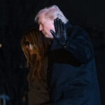 Ο Ντόναλντ Τραμπ και η σύζυγός του, Μελάνια, στην Ουάσινγκτον