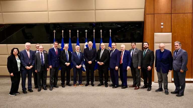 Νίκος Δένδιας