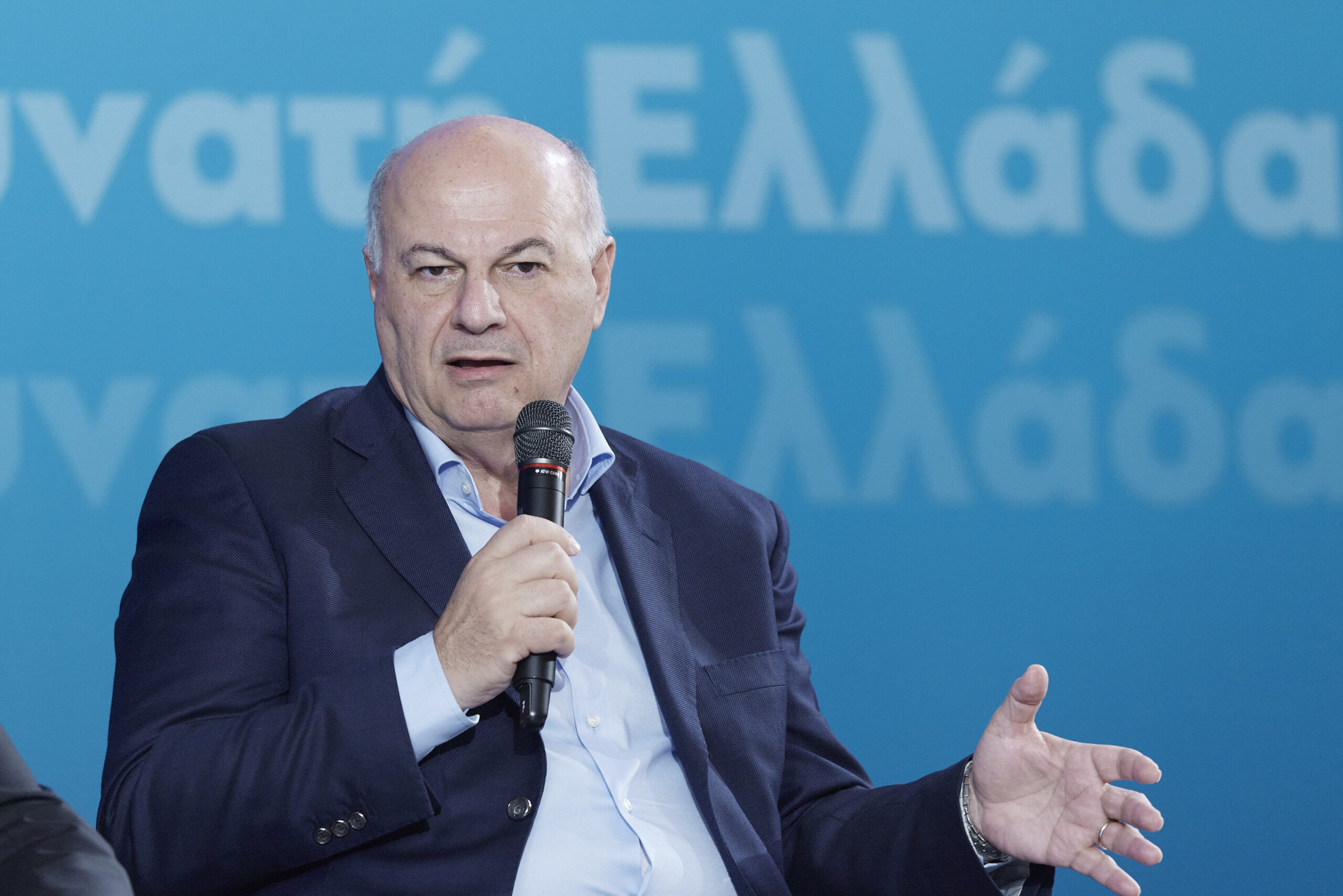 Κώστας Τσιάρας