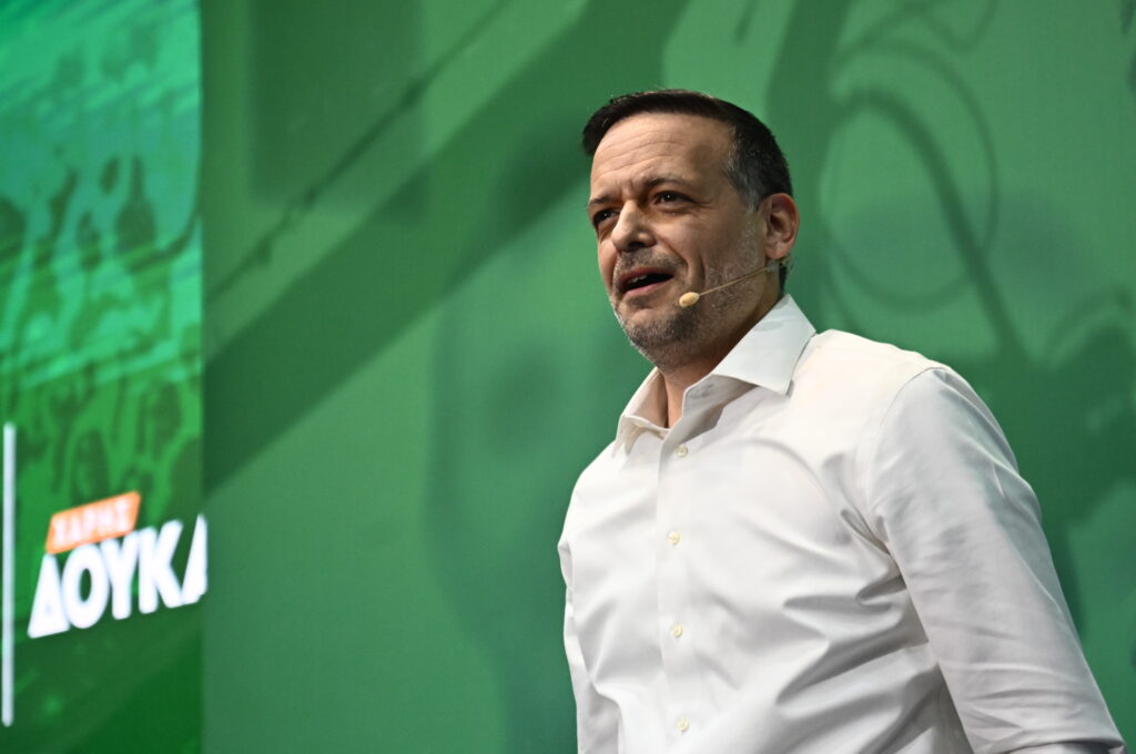 Ο Χάρης Δούκας