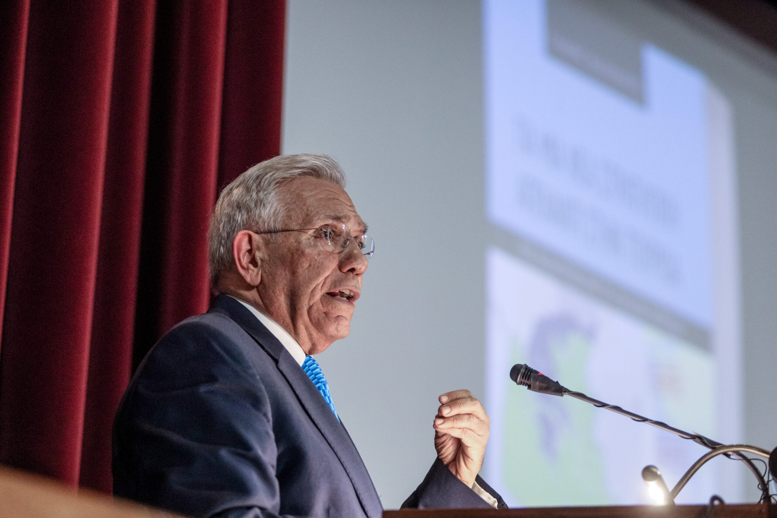 Ο Γιάννης Βαληνάκης