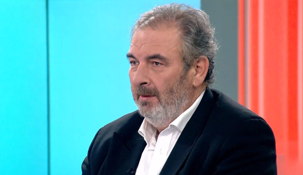 Παναγιώτης Παστουσέας, (αντιναυάρχος ε.α ) στον Alpha Radio 98,9: «Υλοποιούμε το δόγμα του αμυντικού χώρου προστατεύουμε τους αδελφούς μας Κύπριους» Παναγιώτης Παστουσέας, (αντιναυάρχος ε.α ) στον Alpha Radio 98,9: «Υλοποιούμε το δόγμα του αμυντικού χώρου προστατεύουμε τους αδελφούς μας Κύπριους»