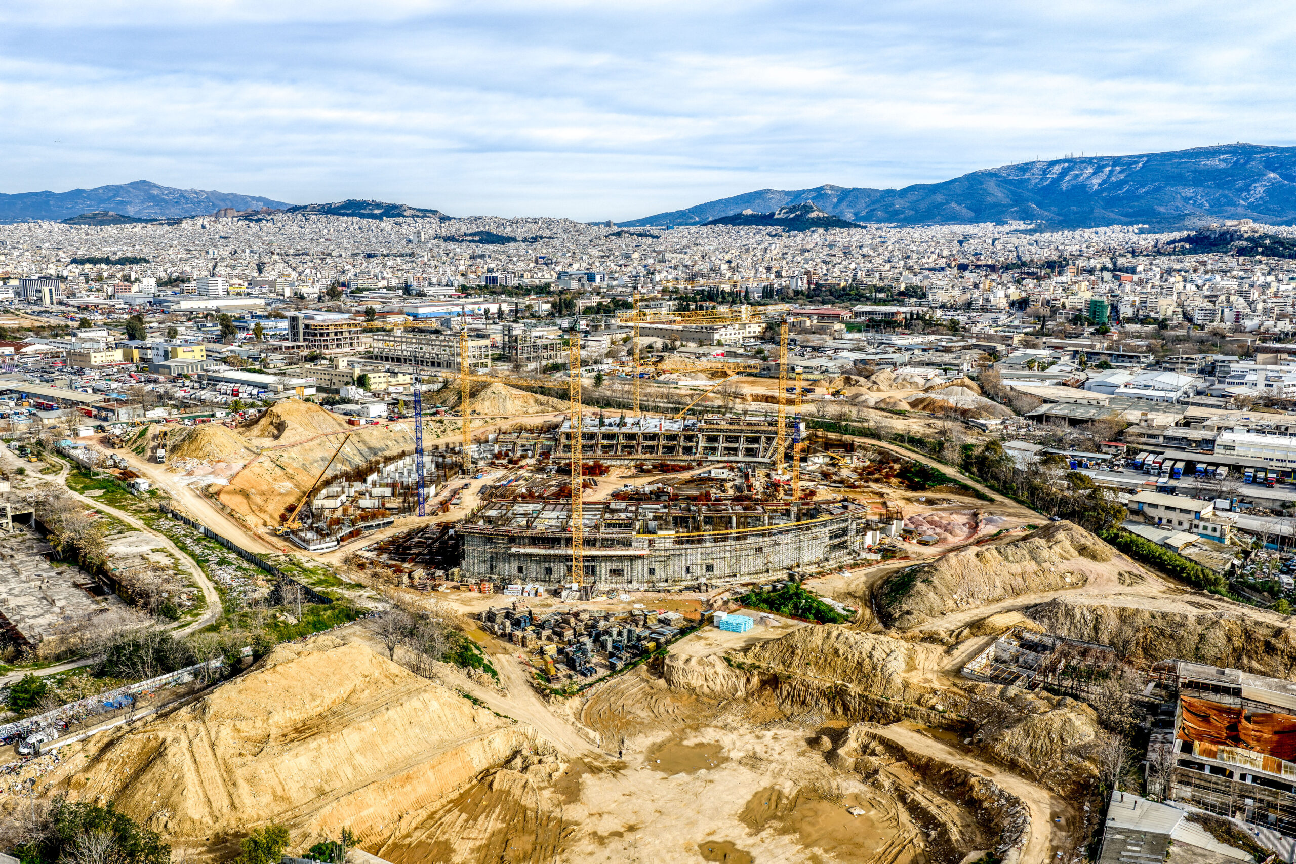 ΣΥΝΕΧΙΖΟΝΤΑΙ ΤΑ ΕΡΓΑ ΓΙΑ ΤΗΝ ΑΝΕΓΕΡΣΗ ΤΟΥ ΓΗΠΕΔΟΥ ΤΟΥ ΠΑΝΑΘΗΝΑΙΚΟΥ ΣΤΟ ΒΟΤΑΝΙΚΟ