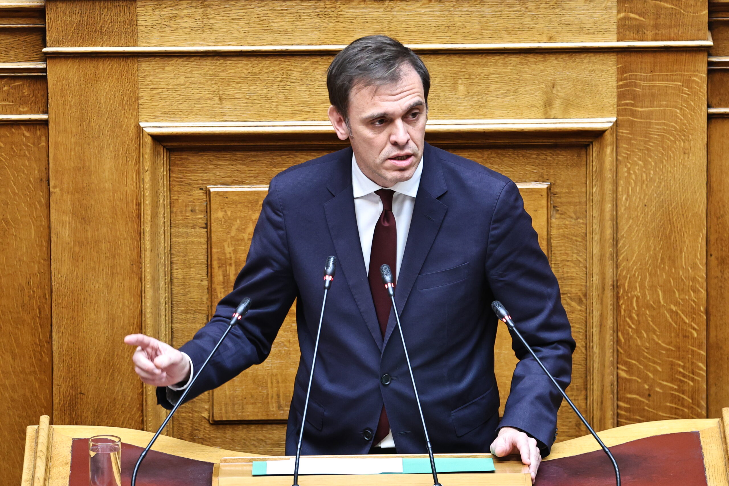 Δημήτρης Μάντζος