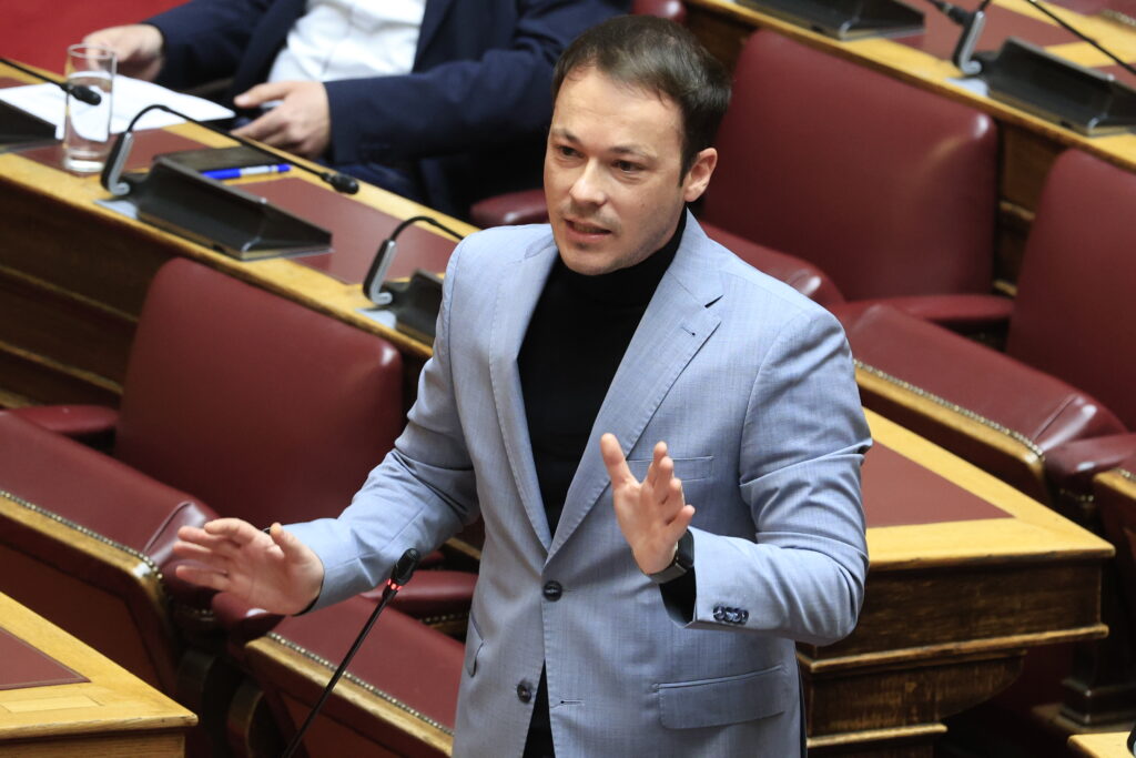 Μίλτος Ζαμπάρας