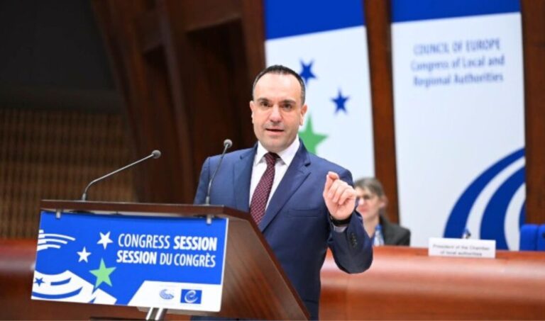 Κωνσταντίνος Κουκάς