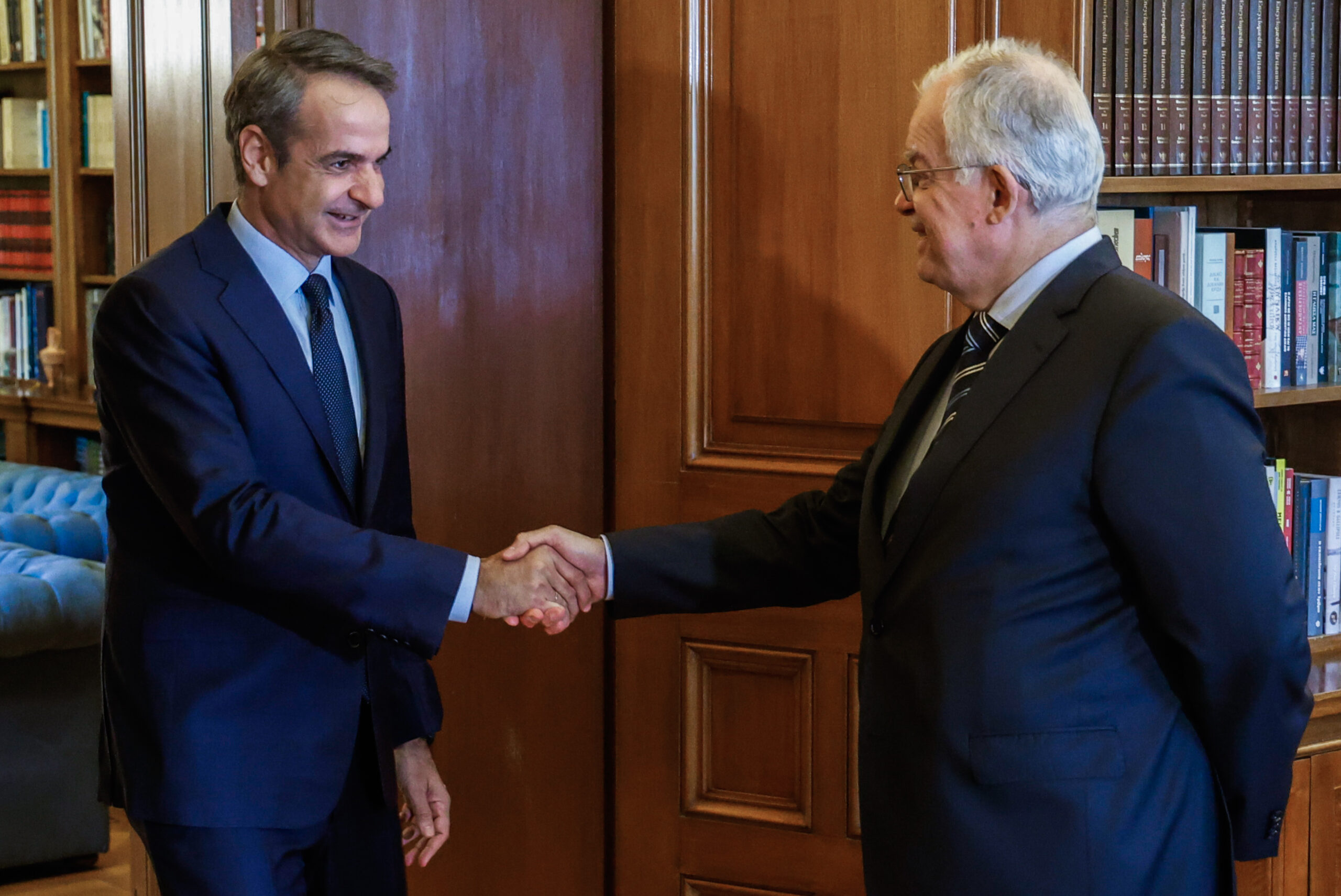 Μητσοτάκης σε Τασούλα: «Απομένει ένας χρόνος για την ολοκλήρωση της θητείας μας – H αναδιάταξη του πολιτικού σκηνικού δεν μας αφορά»