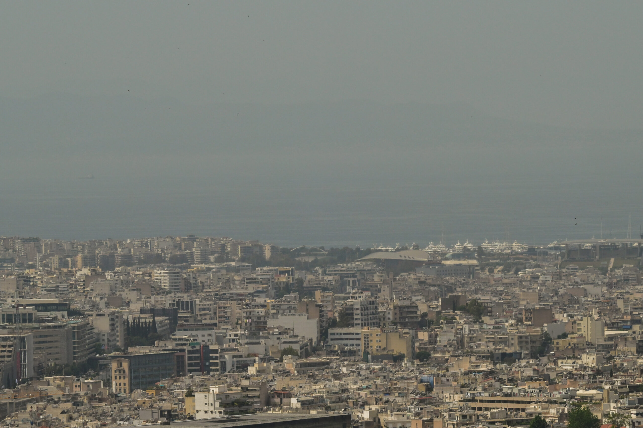 Άλυτο μυστήριο η οσμή αερίου στην Αττική – Τα δύο σενάρια που εξετάζει το Αστεροσκοπείο (Βίντεο)