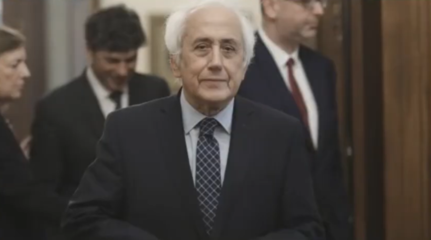 Ρουπακιώτης: «Η κυβερνητική εξουσία έχει τα πλοκάμια της στη Δικαιοσύνη» – «Οι υποκλοπές είναι το μεγαλύτερο δικαιοπολιτικό σκάνδαλο μετά τη Μεταπολίτευση»