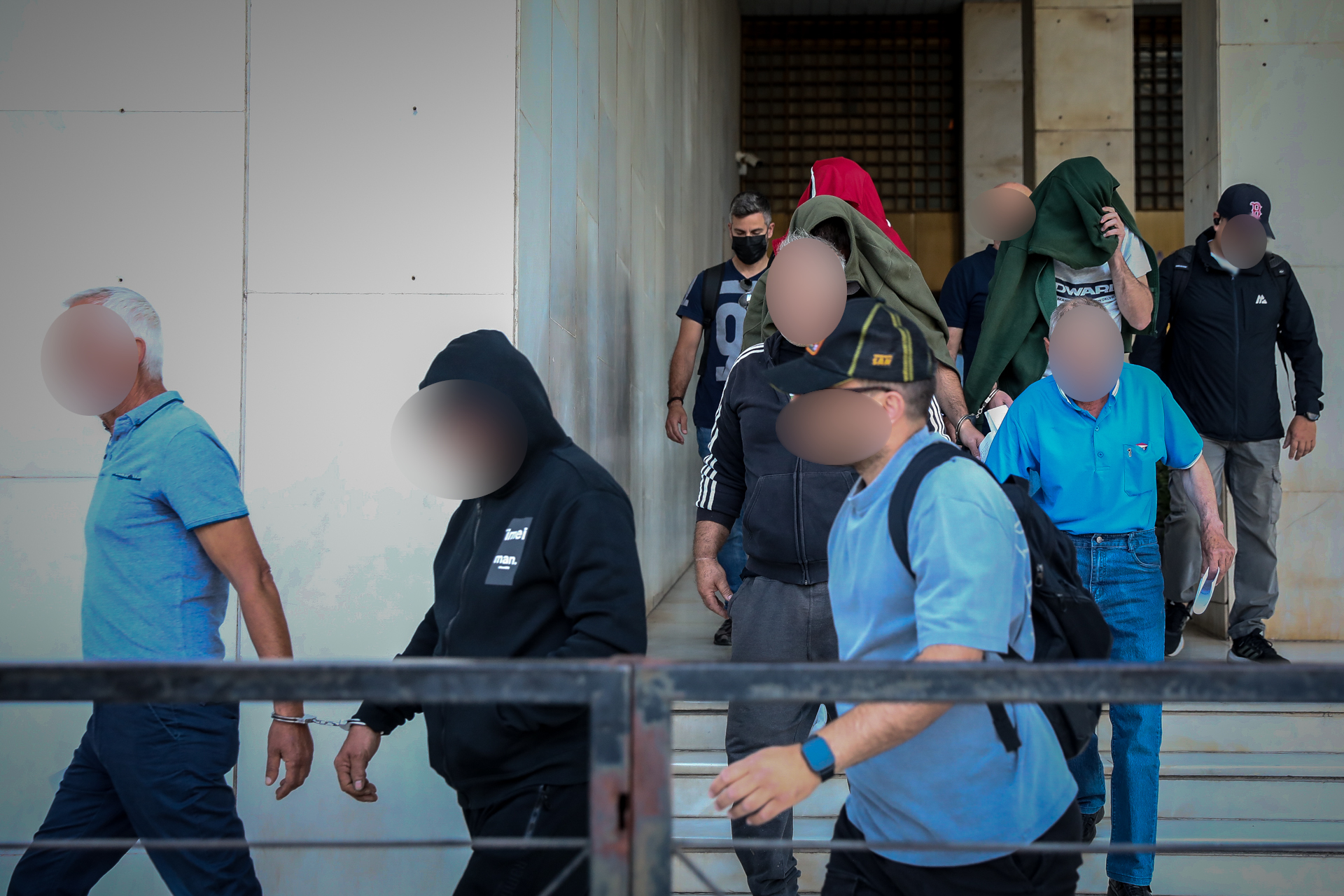 ΟΠΕΚΕΠΕ: Στην Ευρωπαϊκή Εισαγγελία οι 13 συλληφθέντες για το κύκλωμα επιδοτήσεων της Κοζάνης (φωτό & βίντεο)