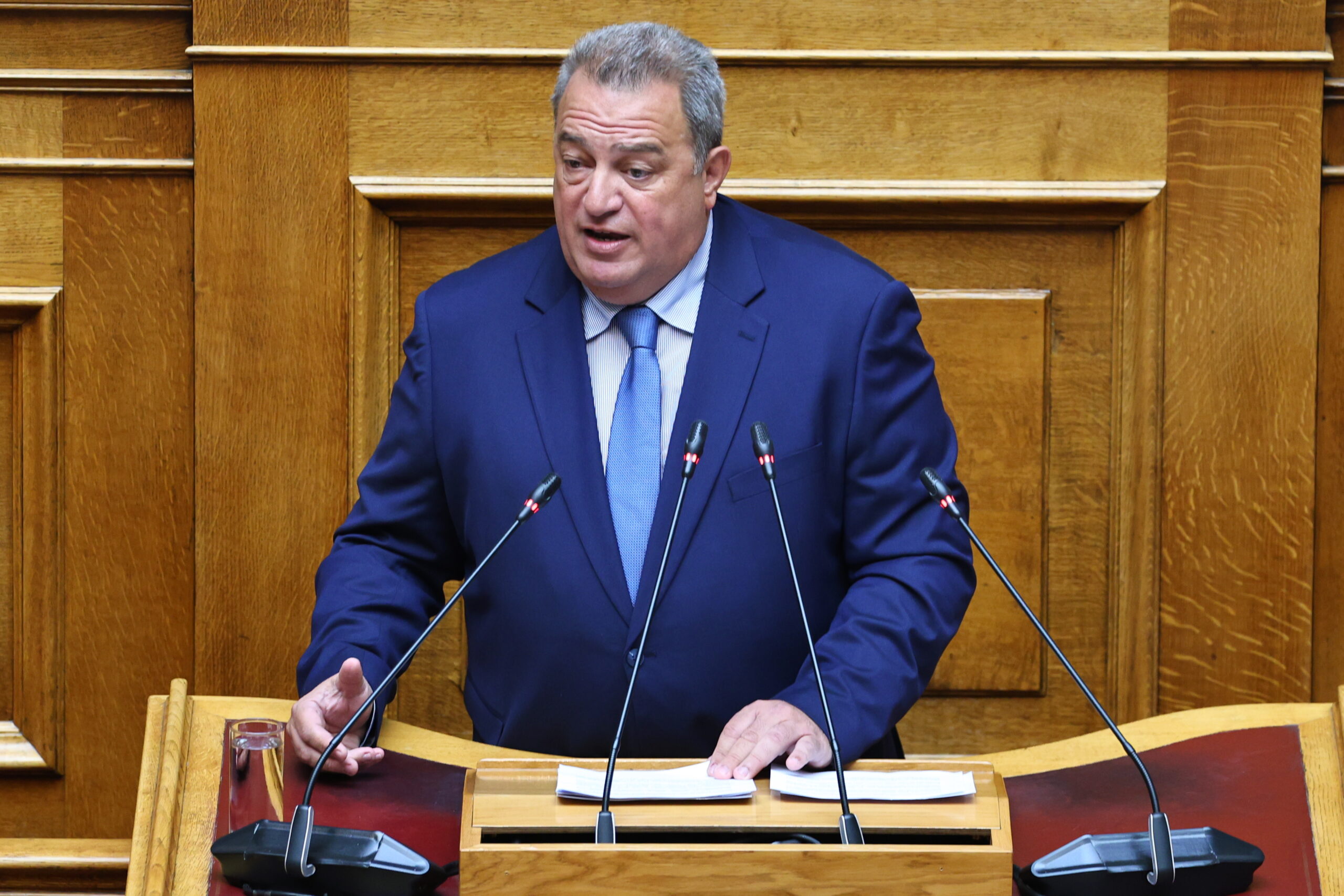 Συζήτηση και λήψη απόφασης για τον ορισμό προθεσμίας υποβολής της έκθεσης της Επιτροπής για την αναθεώρηση του Συντάγματος,σύμφωνα με το άρθρο 119 του Κανονισμού της Βουλής, Τετάρτη 10 Ιουνίου 2026