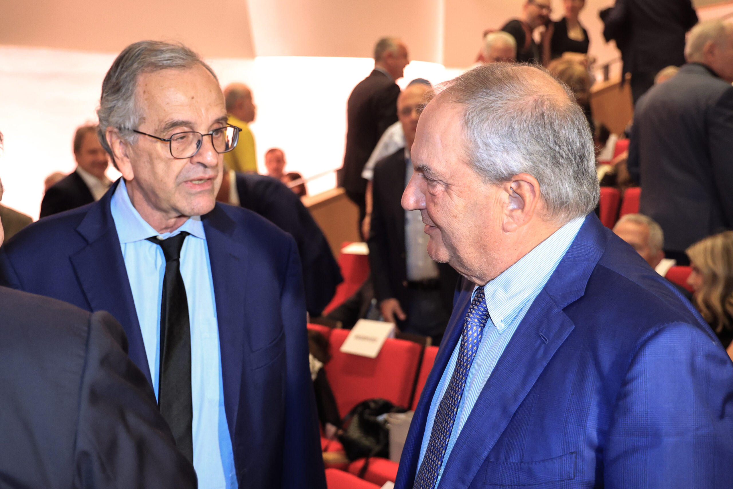 Παρουσίαση του βιβλίου του Μιχάλη Σάλλα "Τι πήγε λάθος στην Ελλάδα και τι θα μπορούσε να διορθωθεί" στην Εθνική Πινακοθήκη.Συντονίζει η δημοσιογράφος Δώρα Αναγνωστοπούλου. Τετάρτη 24 Ιουνίου 2026