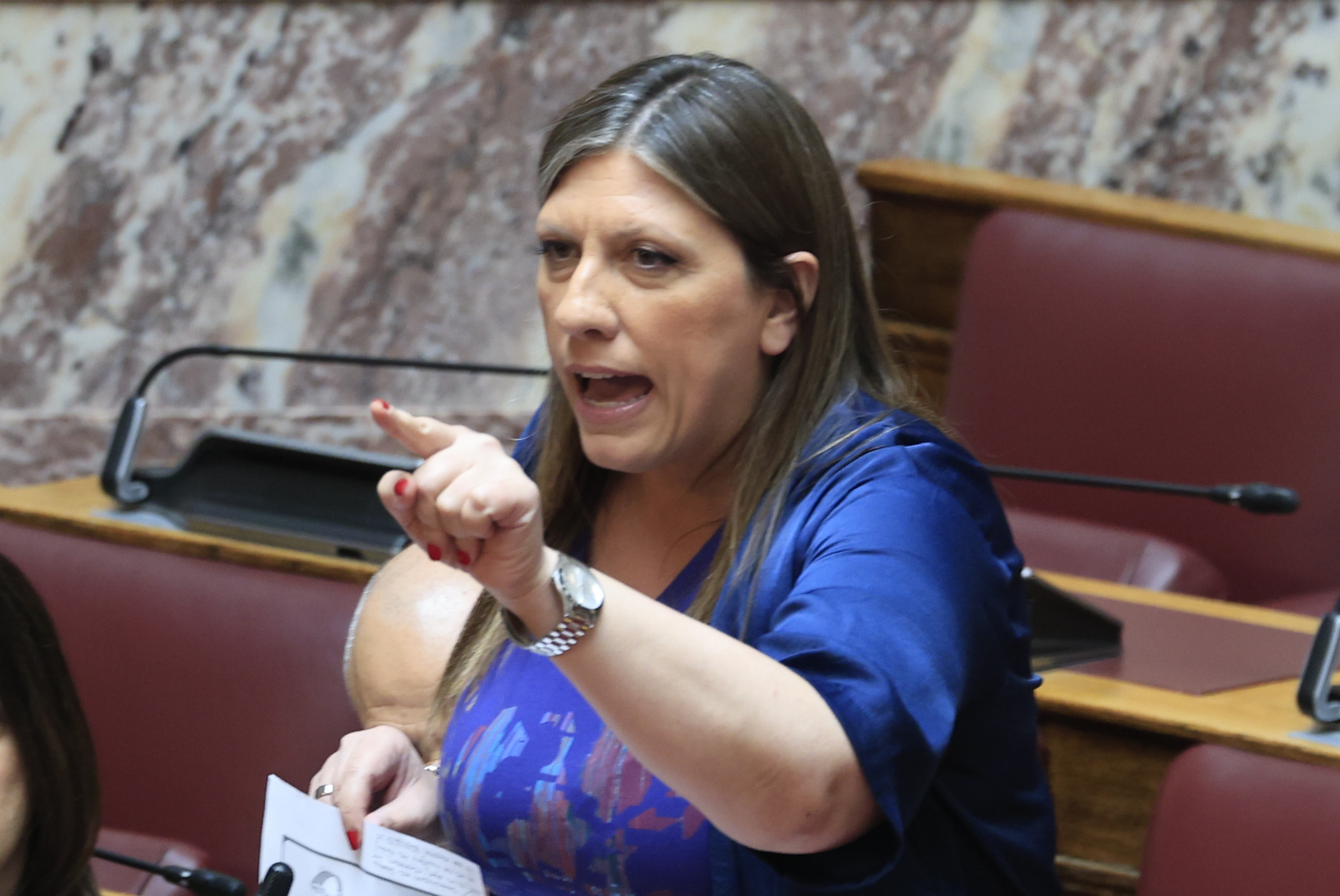 Συζήτηση στην ολομέλεια και λήψη απόφασης, σύμφωνα με το άρθρο 62 του Συντάγματος και τα άρθρα 43Α και 83 του Κανονισμού της Βουλής, για τις αιτήσεις άρσης ασυλίας των βουλευτών κ.κ. Ζωής Κωνσταντοπούλου (3 δικογραφίες) και Τάσου Οικονομόπουλου. Τρίτη 30 Ιουνίου 2026