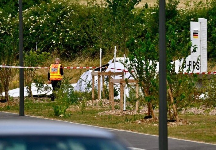 Αεροπορική τραγωδία στη Γαλλία: Συνετρίβη αεροσκάφος με αλεξιπτωτιστές – 11 νεκροί