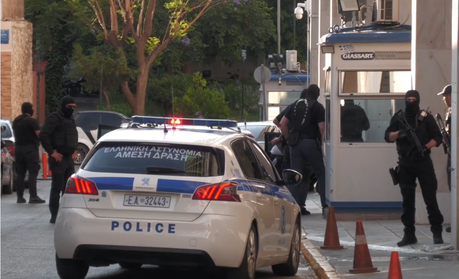 Στη ΓΑΔΑ ο 37χρονος Παλαιστίνιος που κατηγορείται για συμμετοχή στη Χαμάς (Βίντεο)