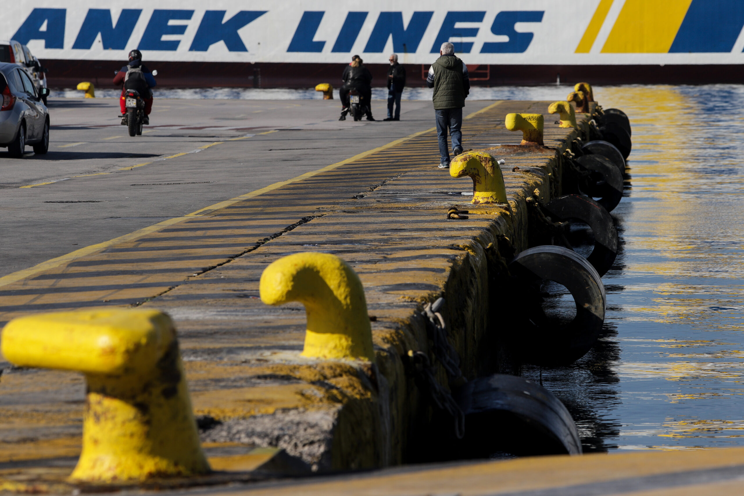 Ανακοίνωση ANEK Lines για το επιβατηγό πλοίο «Κίσσαμος»: Αποκαταστάθηκε η βλάβη, παραμένει στη Μήλο με 1.246 επιβάτες