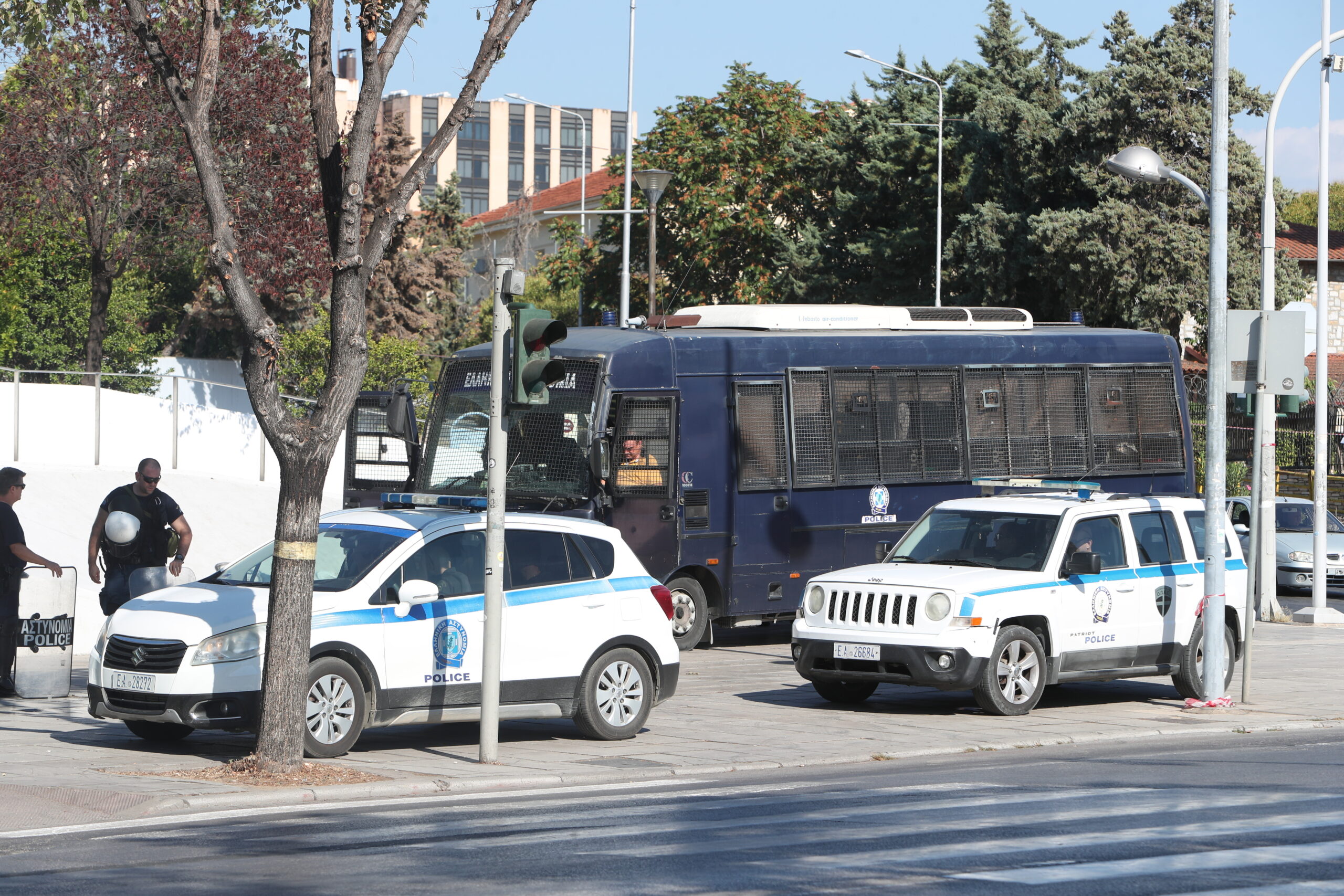Θεσσαλονίκη: Έλεγχοι της αστυνομίας για ανήλικους παραβάτες στην πλατεία Αριστοτέλους