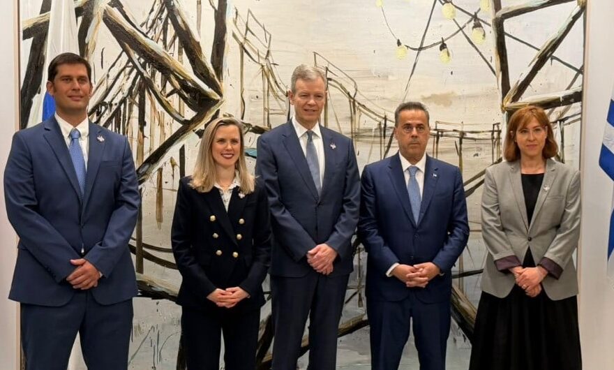 Παπασταύρου στο Χιούστον με Chevron και ExxonMobil για γεωτρήσεις και έρευνες