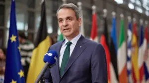 Κυριάκος Μητσοτάκης: «Δεν θα διστάσουμε να συνεισφέρουμε στην ασφάλεια των Στενών του Ορμόυζ» – Συμπαραγωγή drones με την Ουκρανία