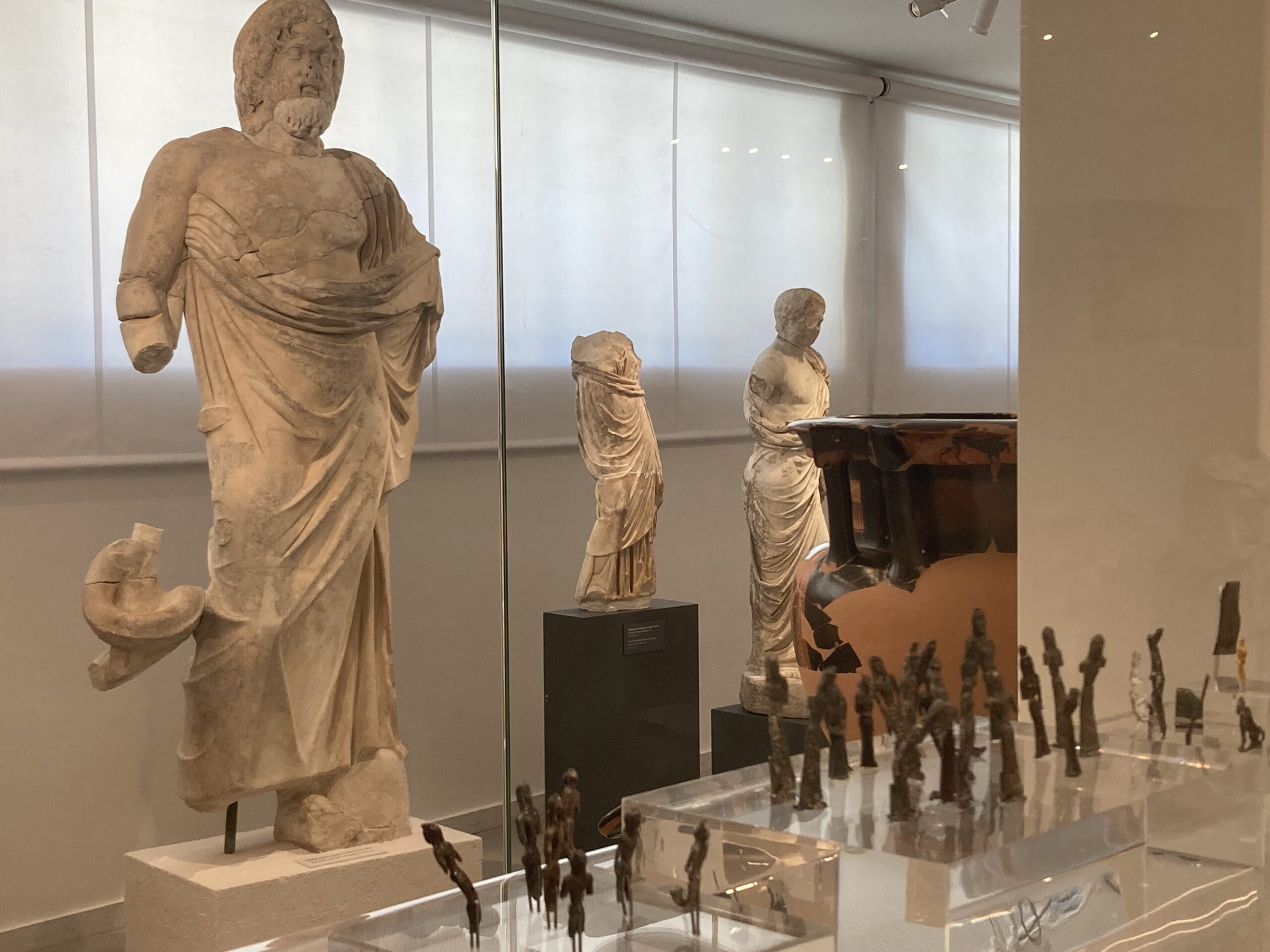 Άνοιξε τις πύλες του ύστερα από 12 χρόνια το Αρχαιολογικό Μουσείο του Άργους – Εγκαινιάστηκε από τη Λίνα Μενδώνη