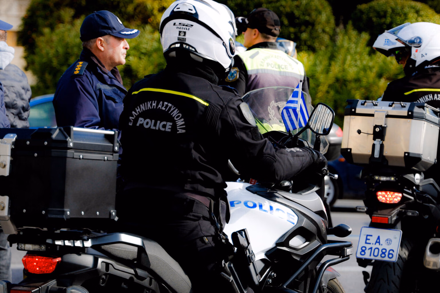 «Τα λεφτά θα έρθουνε στα δικά μου χέρια»: Οι διάλογοι για τη νέα εγκληματική οργάνωση που διακινούσε κοκαΐνη στην Αττική – Οκτώ συλλήψεις 