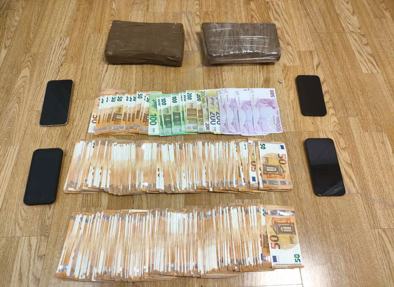 Δύο συλλήψεις στο Κερατσίνι για εμπόριο κοκαΐνης