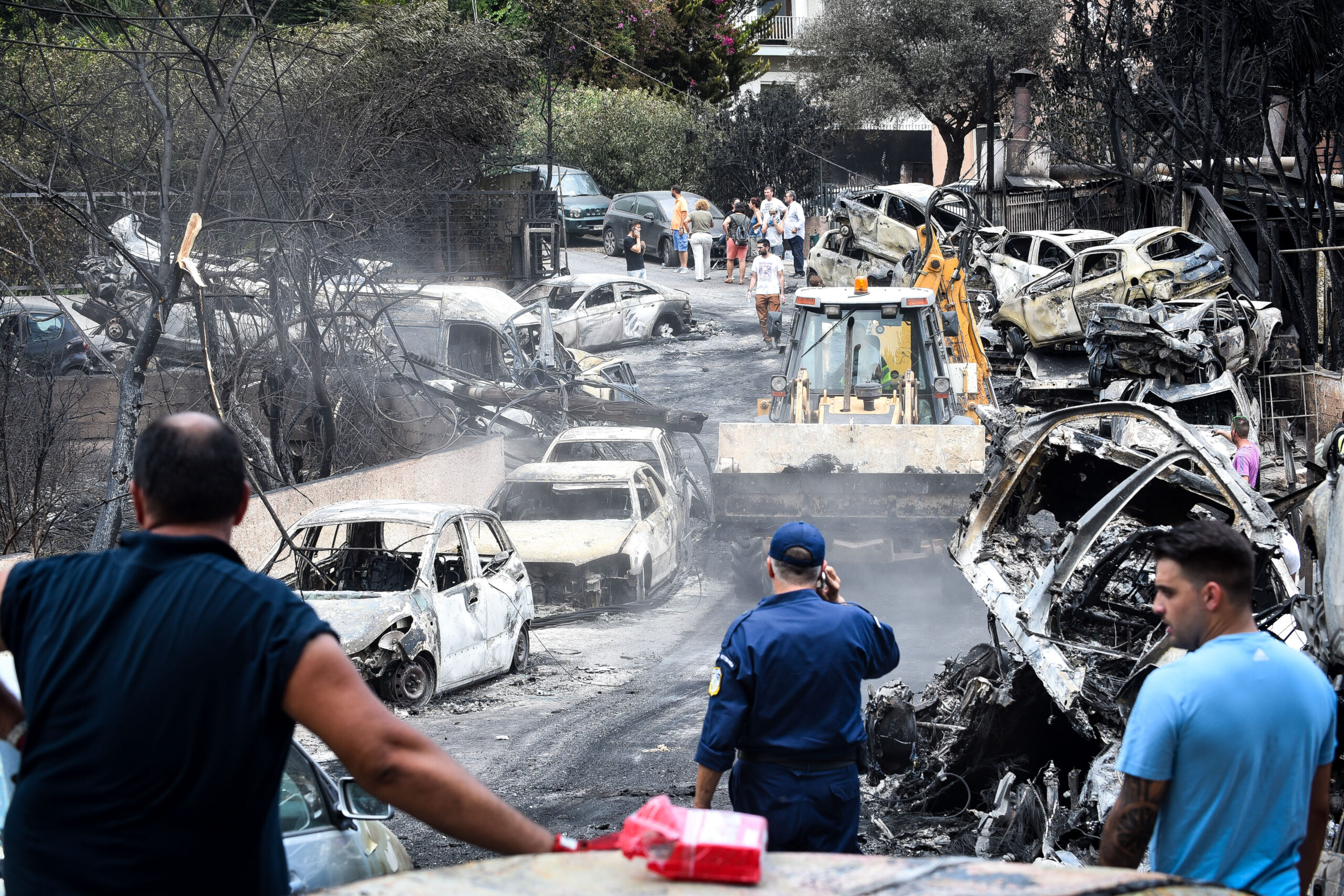 Τραγωδία στο Μάτι: Η μαύρη επέτειος 8 χρόνια μετά – Το χρονικό, η δίκη και η κραυγή των επιζώντων