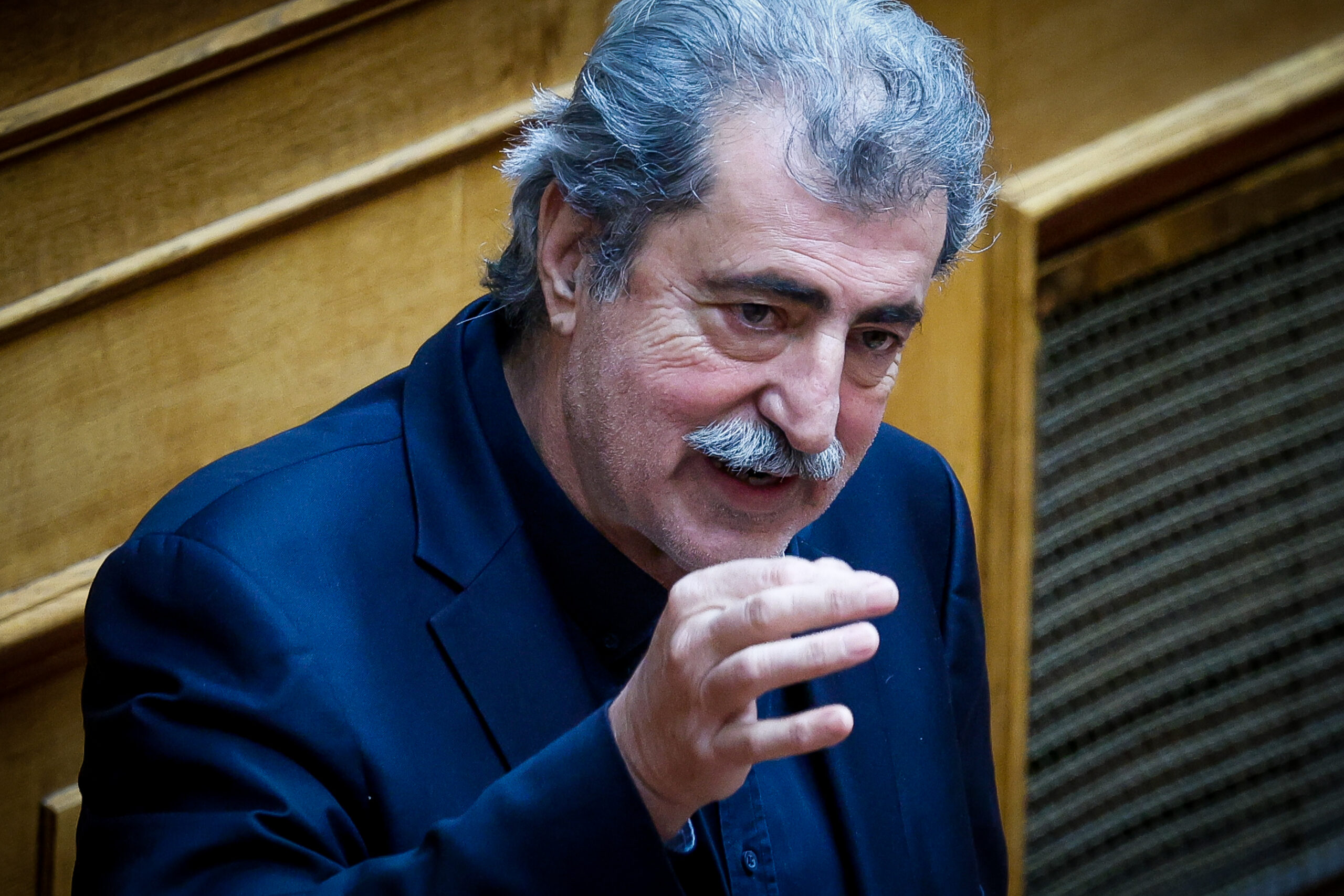 Πολάκης στον Alpha 98.9 κατά Τσίπρα: «Εκείνος γύρισε την πλάτη στον ΣΥΡΙΖΑ» – Ο αρχηγός χρεώνεται και τη νίκη και την κατάρρευση» – Θέτει υποψηφιότητα για πρόεδρος της ΚΟ