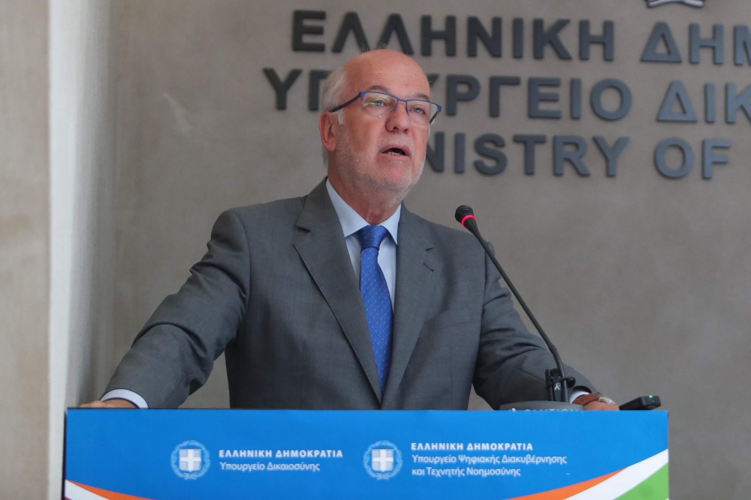 Φλωρίδης για Ρουβίκωνα: «Είναι κατά τη γνώμη μου εγκληματική οργάνωση» – «Σήμα» για συνένωση δικογραφιών