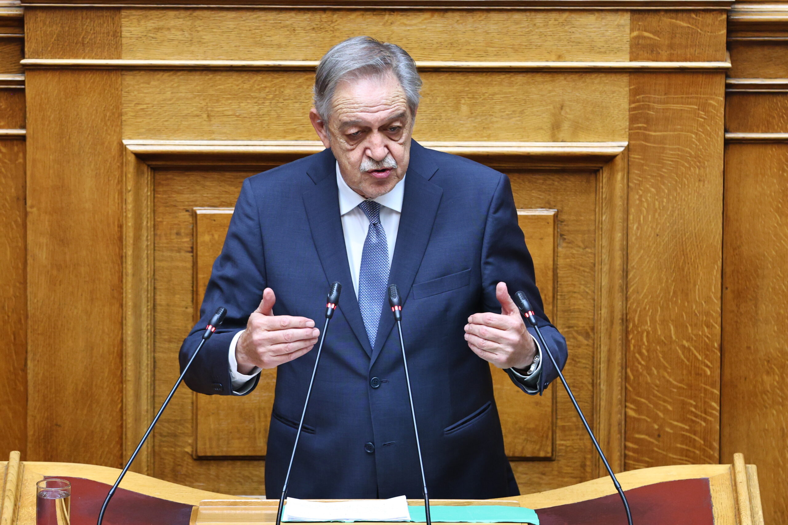 ΠΑΣΟΚ: Τρεις αρνητικές πρωτιές για τη φορολογία στην Ελλάδα