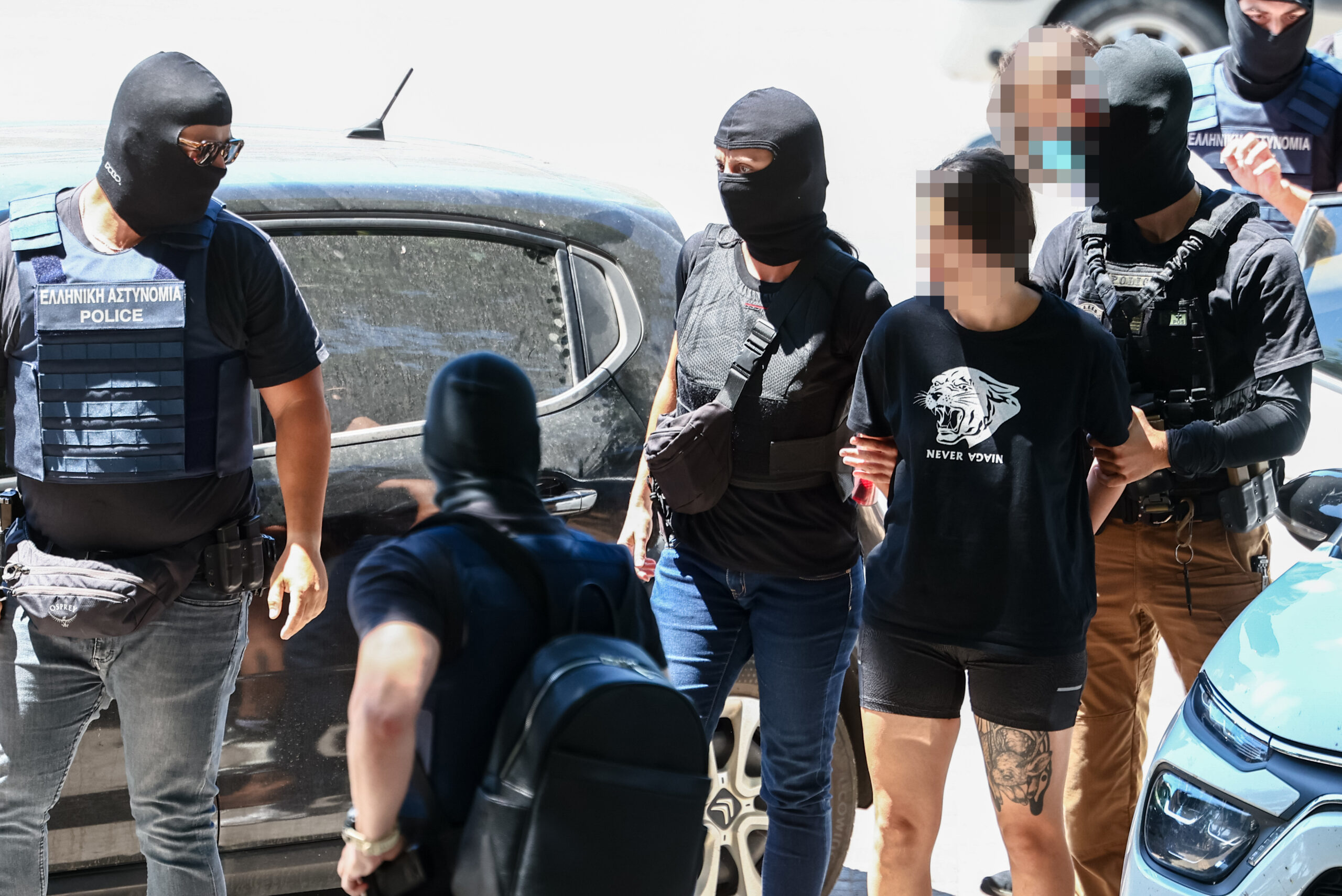 Στα δικαστήριαοι κατηγορούμενοι για τις εμπρηστικές επιθέσεις και τη δολοφονία της Βάγιας Νέστορα στη Θεσσαλονίκη.