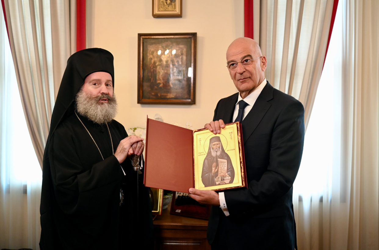 Συνάντηση Ν. Δένδια με τον Αρχιεπίσκοπο Αυστραλίας Μακάριο