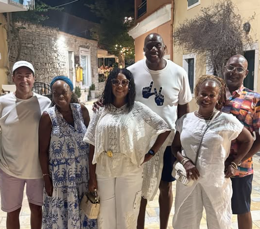 Μάτζικ Τζόνσον: Στους Παξούς και την Κέρκυρα για τις καλοκαιρινές διακοπές του
