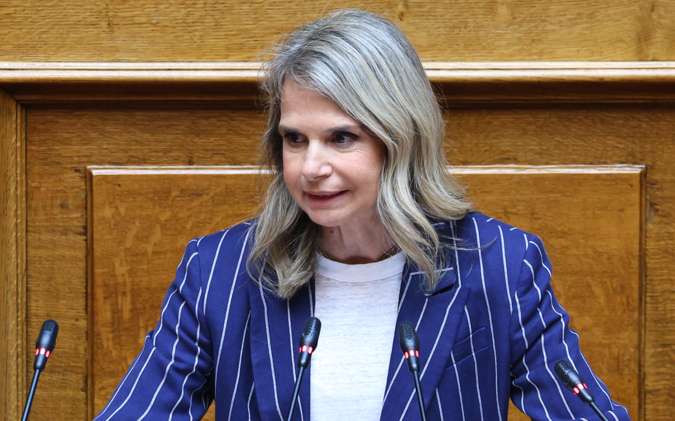 Αποστολάκη στον Alpha 98.9: «Αποπροσανατολιστική η συζήτηση Κυρανάκη για τις επιθέσεις» – Σκληρή απάντηση στη ΝΔ για Σγουρό
