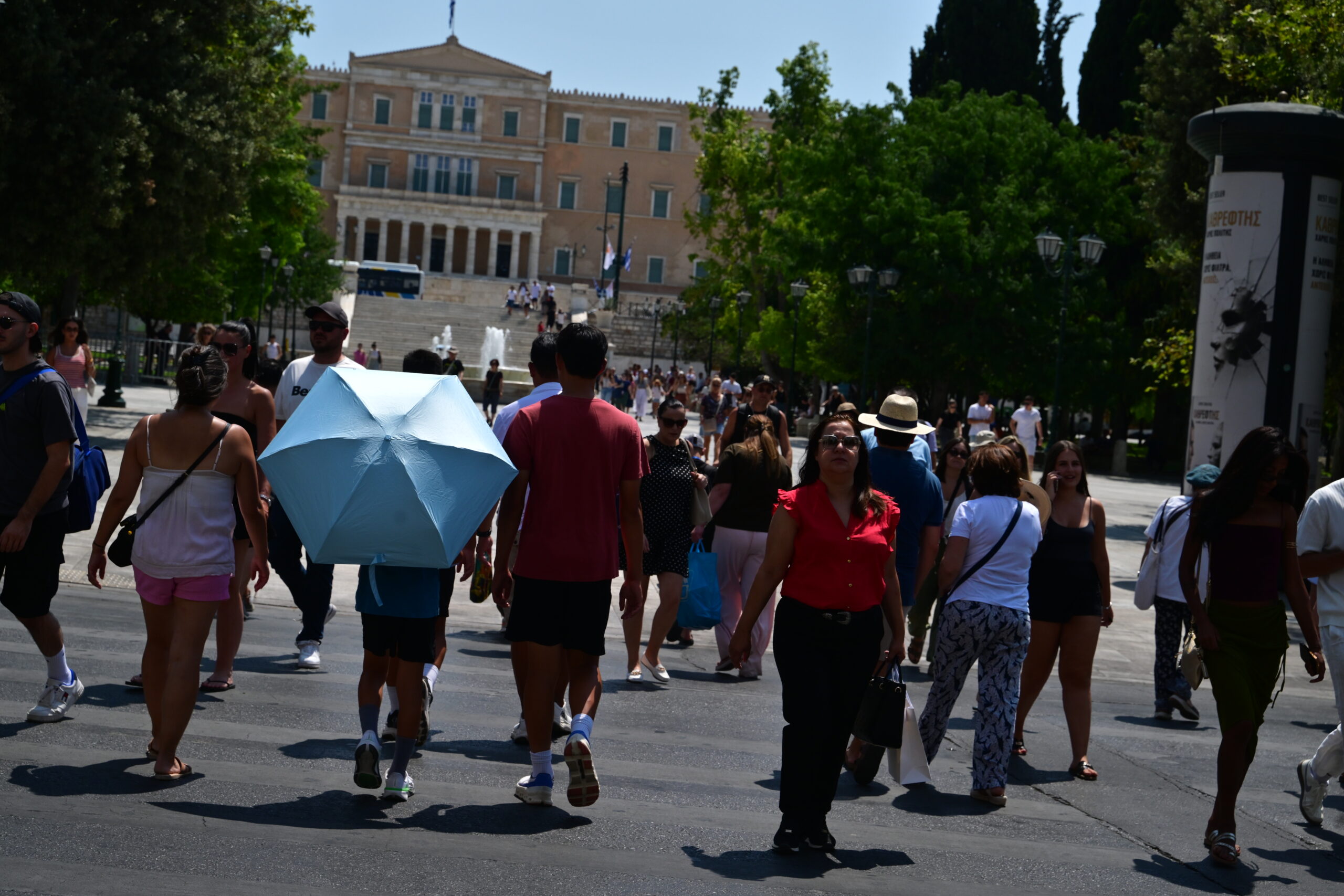 Δήμος Αθηναίων: Κόκκινος συναγερμός για πυρκαγιές λόγω καύσωνα – Έκτακτα μέτρα