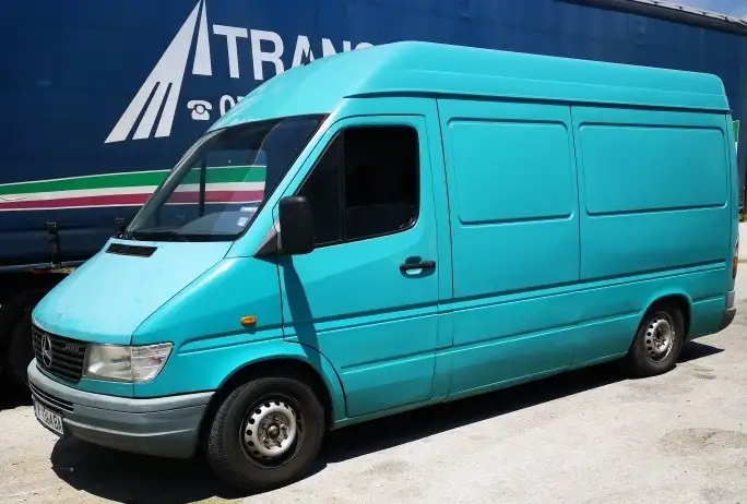 ΑΑΔΕ: Κατασχέθηκαν πάνω από 2 τόνοι επικίνδυνων γαλακτοκομικών – Μεταφέρονταν σε φορτηγό χωρίς ψύξη υπό συνθήκες καύσωνα