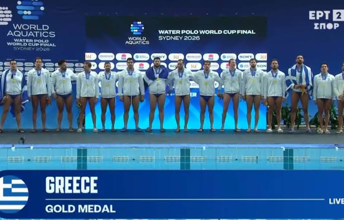 Εθνική πόλο: Στην κορυφή του κόσμου η Ελλάδα – Δάκρυα στην απονομή και τον Εθνικό Ύμνο