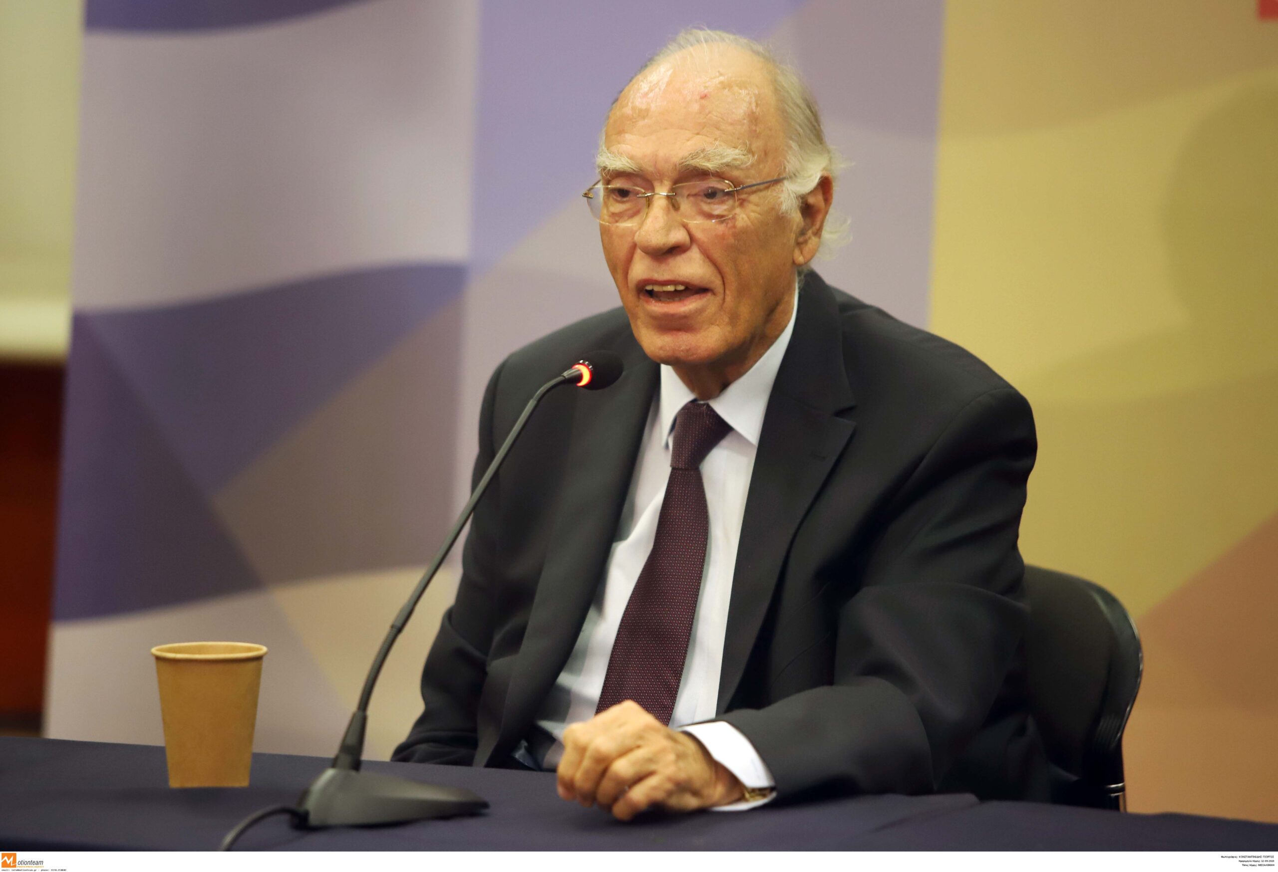Πέθανε ο Βασίλης Λεβέντης σε ηλικία 75 ετών (Φωτό & Βίντεο)