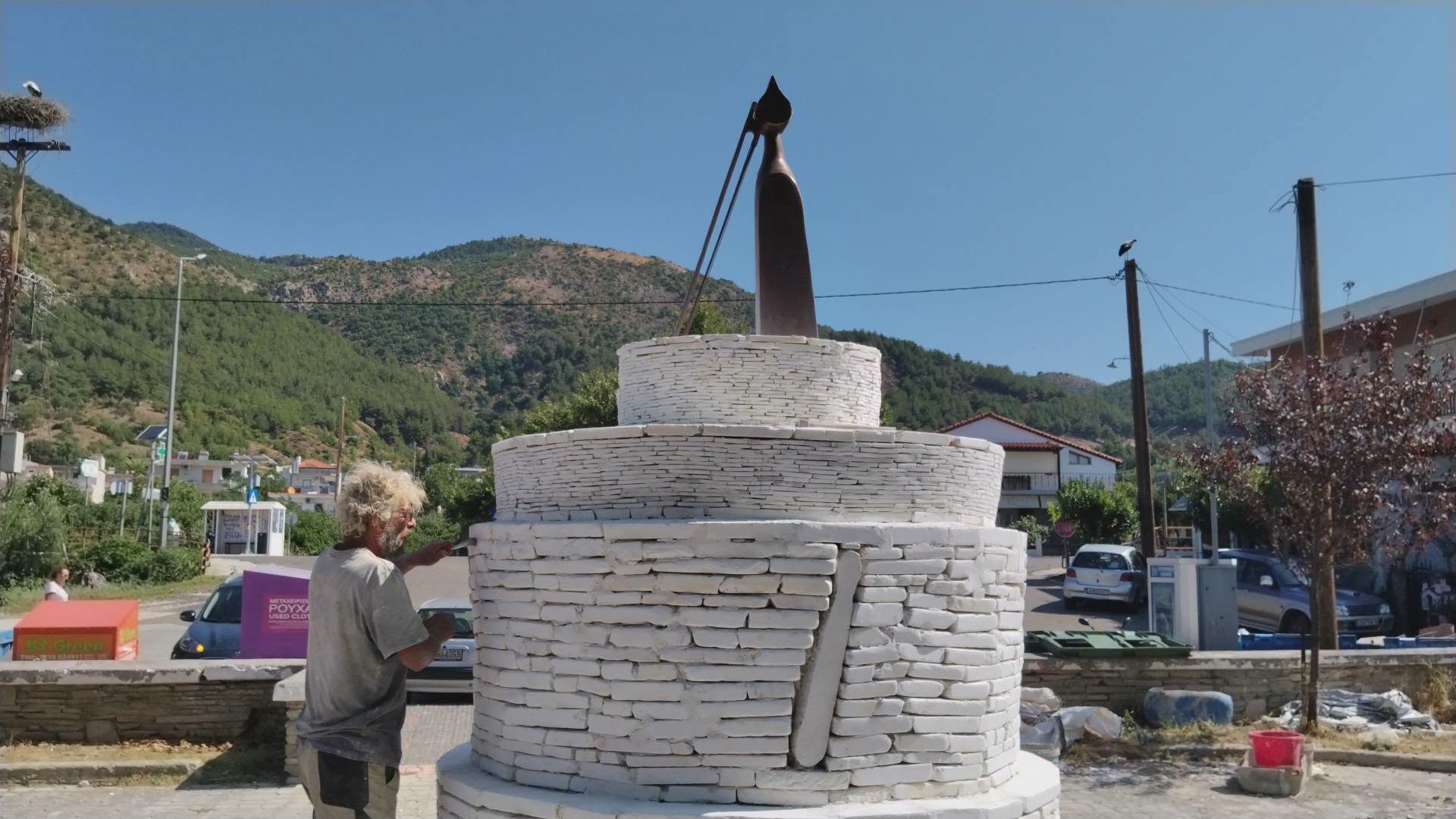 Ξάνθη: Η λύρα που κρατά ζωντανή τη μνήμη του Πόντου στη Λευκόπετρα