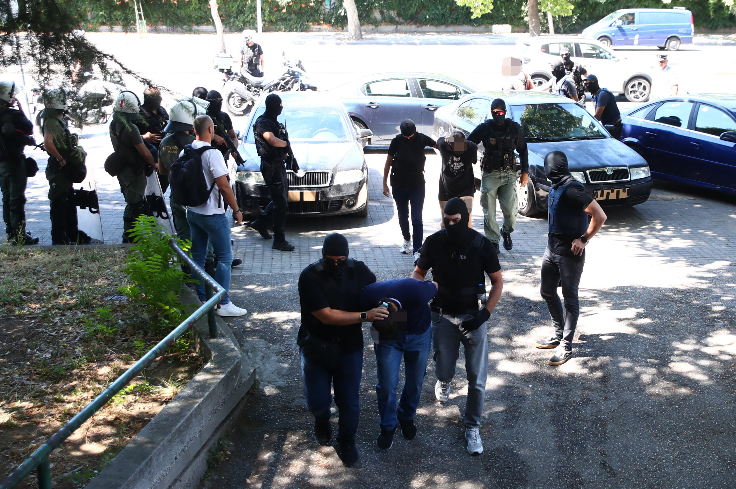 Θεσσαλονίκη: Στην ανακρίτρια και ο τρίτος κατηγορούμενος για τον φονικό εμπρησμό στην οικία Νέστορα