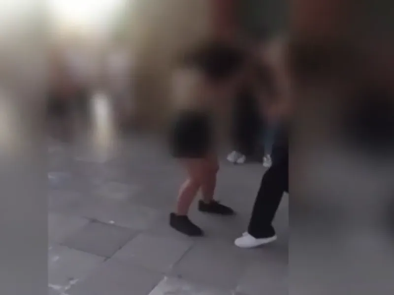 Ηράκλειο: Άγριος ξυλοδαρμός 15χρονης από ανήλικες – Κατέγραφαν την επίθεση με κινητό (Βίντεο)